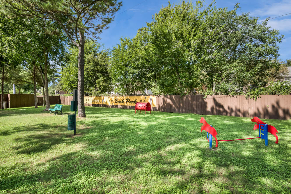 Dog Park at Ravinia Apartments in Spring, Texas