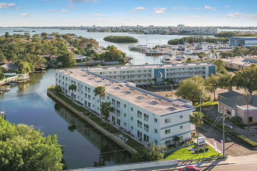 Photos of Sailpointe Apartment Homes in South Pasadena, FL