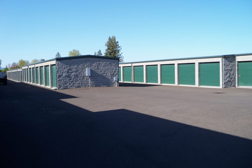 Medford, OR Storage Features Cascade Self Storage