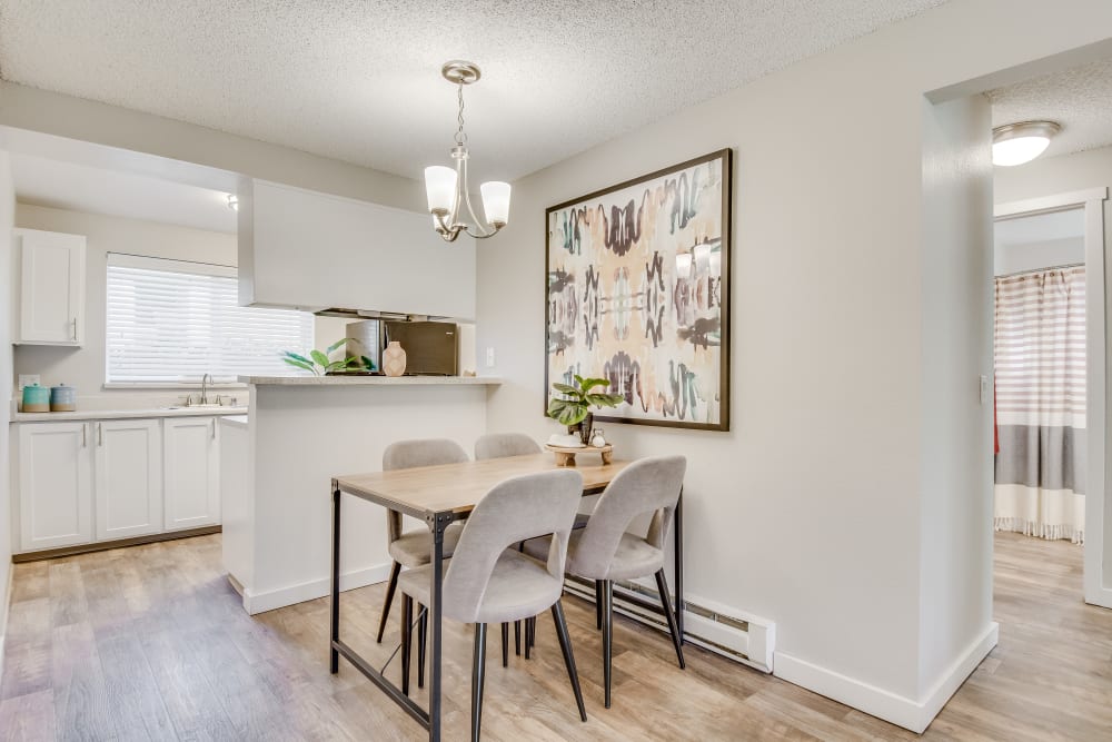 Dining Area at Copperstone Apartment Homes in Everett, Washington