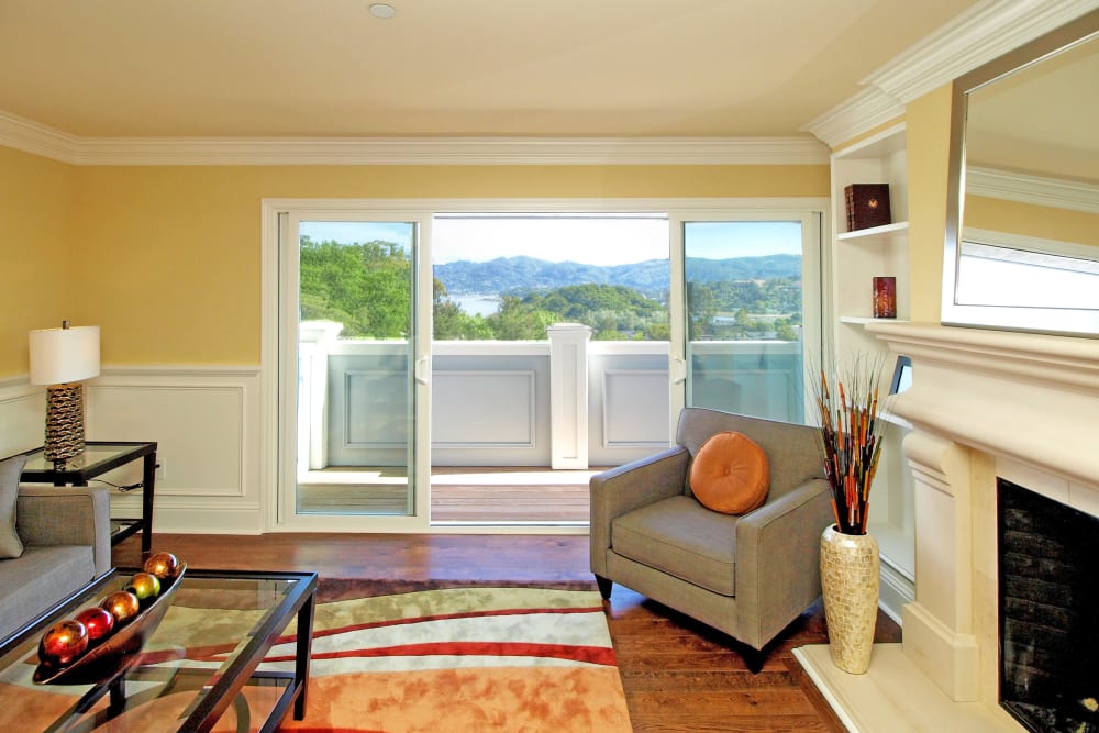 Living room with a fireplace at Palmetto at Tiburon View in Tiburon, California