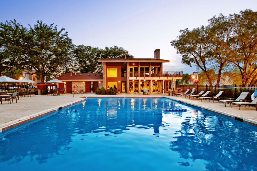Photos Of Lakeside Apartments In Lisle Il