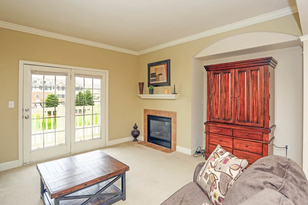 Photos of Mansions at Hemingway in Johnston, IA