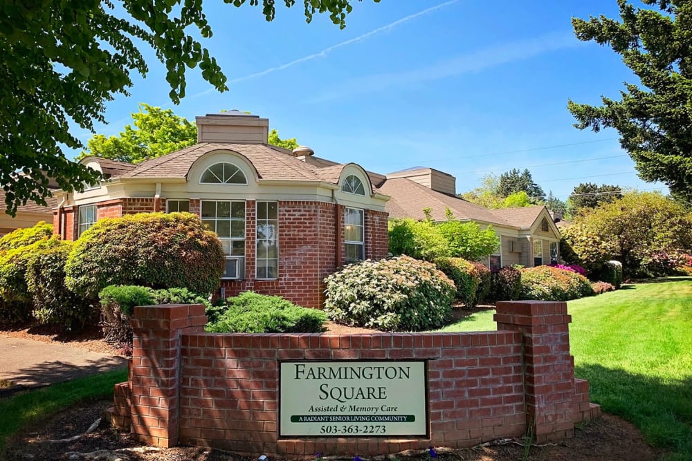 Working At Radiant Senior Living 135 Reviews Indeed Com