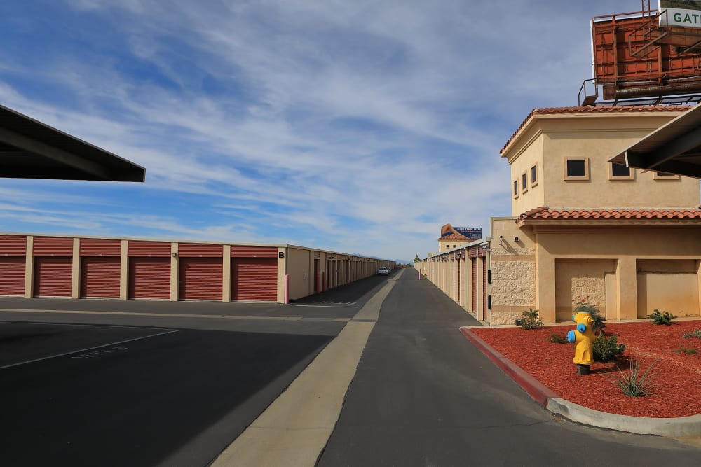 Wide driveways at Storage Solutions in Beaumont, California