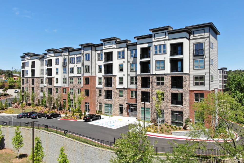 Gallery | The District at Windy Hill Atlanta Apartments