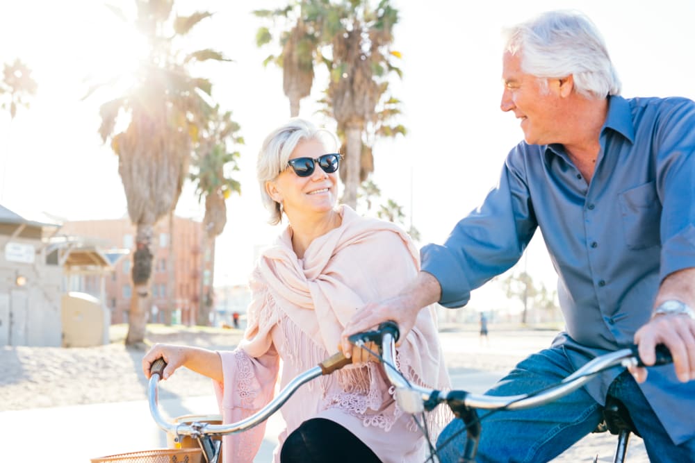 Residents on a bike ride in Menifee, California near WellQuest of Menifee Lakes