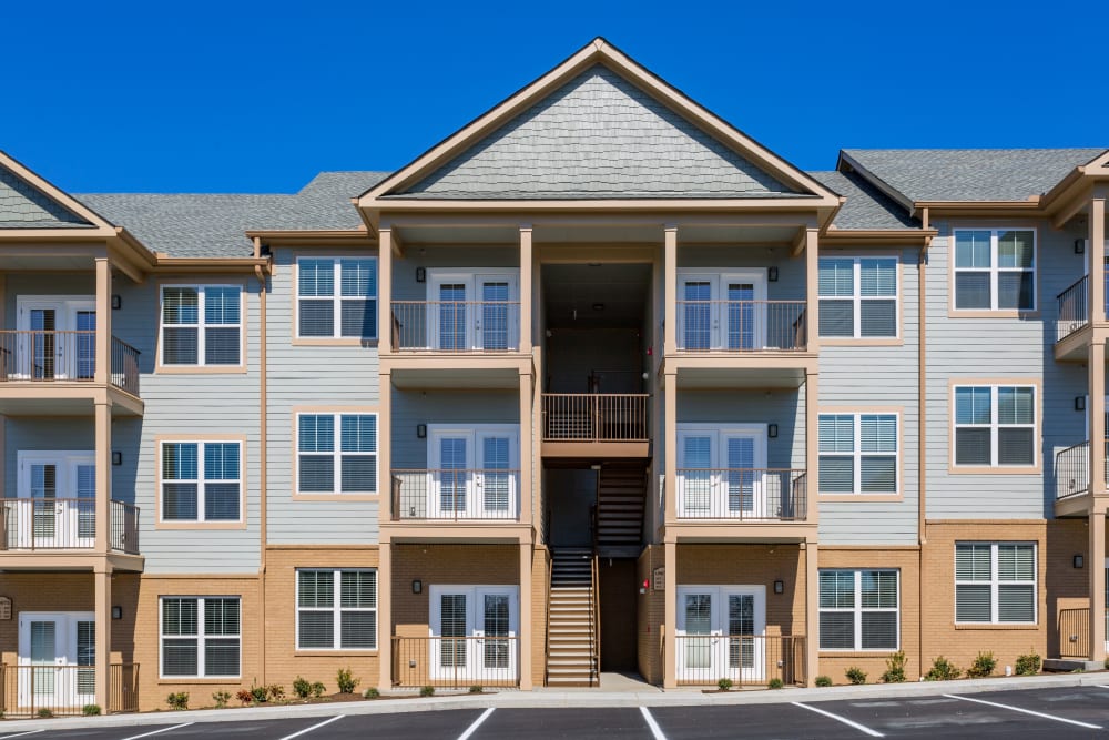 Apartment complex at Madison Crest Apartment Homes in Madison, Tennessee