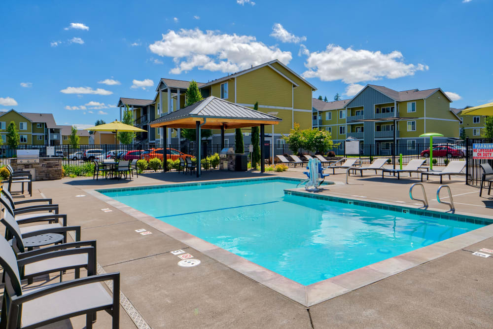 Swimming Pool at Rock Creek Commons in Vancouver, Washington
