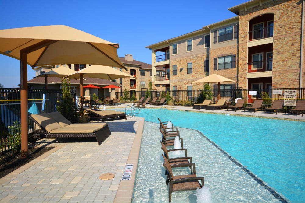Swimming pool at The Sovereign in Fort Worth, Texas