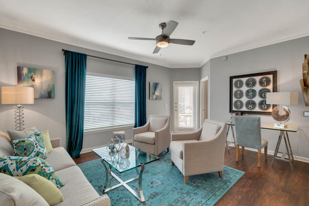 Open-concept floor plan of Palms at World Gateway in Orlando, Florida
