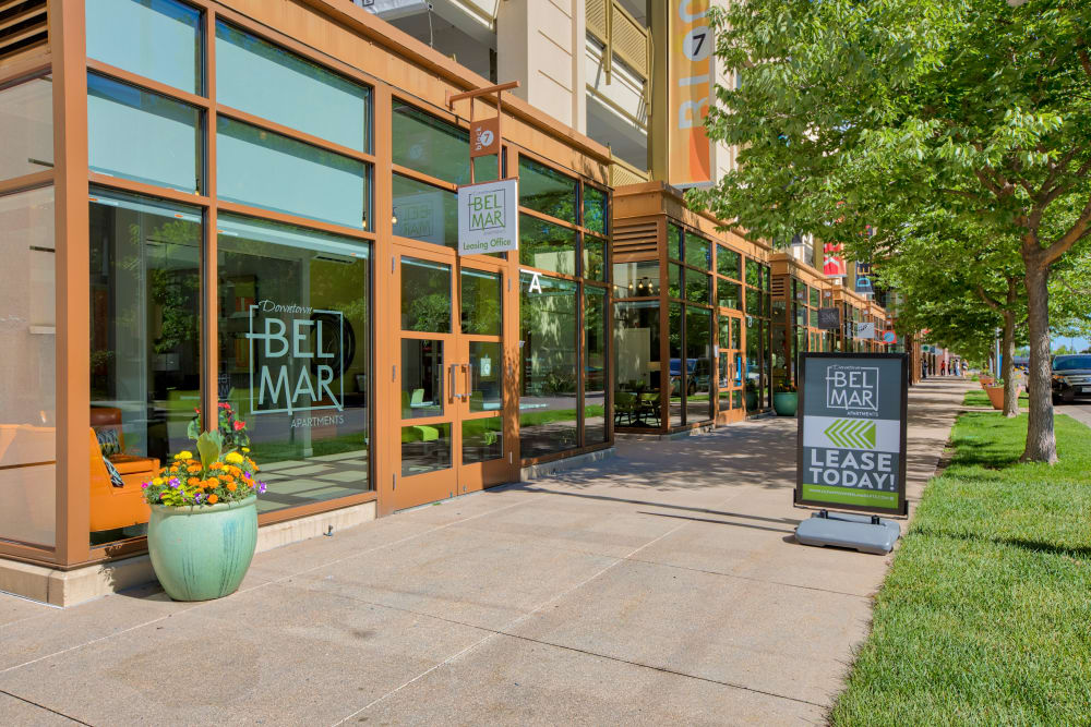 Photos of Downtown Belmar Apartments Lakewood, CO Apartments