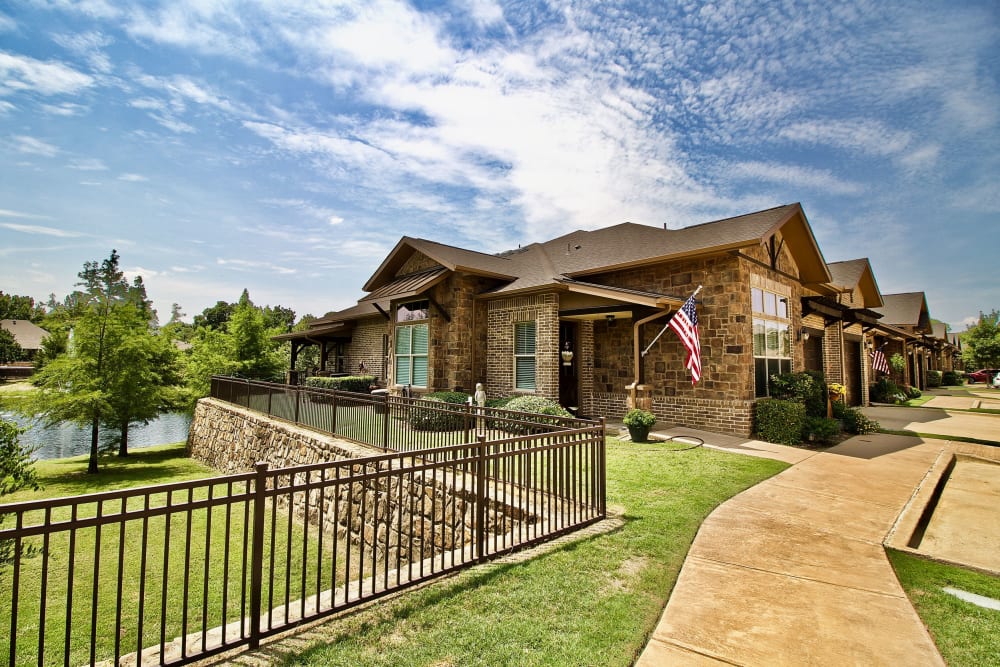 The front yard of an apartment at Watercrest at Mansfield in Mansfield, Texas