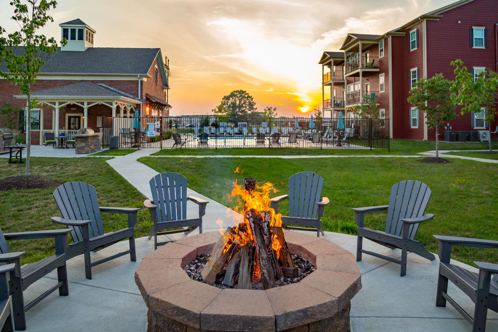A beautiful firepit at dusk at Traditions at Mid Rivers in Cottleville, Missouri