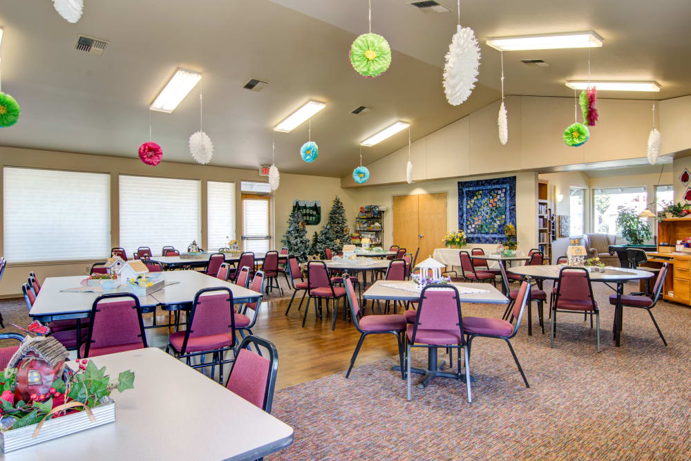 Community dining hall at Summer Oaks Park in Eugene, Oregon
