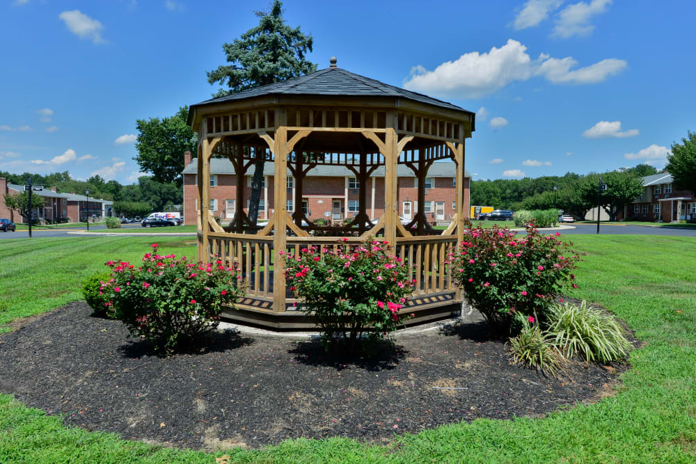 Gazebo at Roberts Mill Apartments & Townhomes in Maple Shade, New Jersey