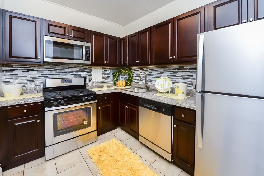 Riverside Towers Apartment Homes offers a Modern Kitchen in New Brunswick, New Jersey