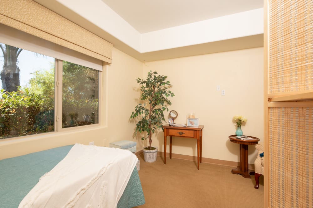 Shared bedroom model unit at Vista Gardens in Vista, California