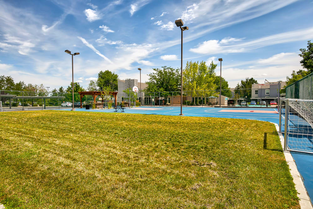 Basketball Court & Outdoor Recreation Area at The Lodge at McCarran Ranch Apartment Homes in Reno, Nevada