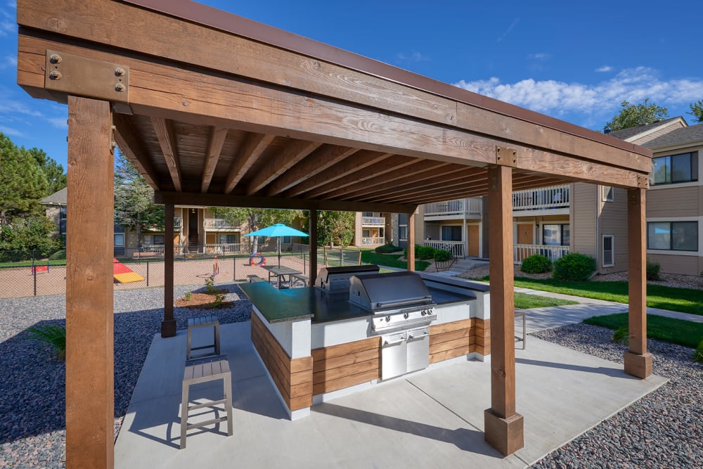 BBQ area at City Center Station Apartments in Aurora, Colorado