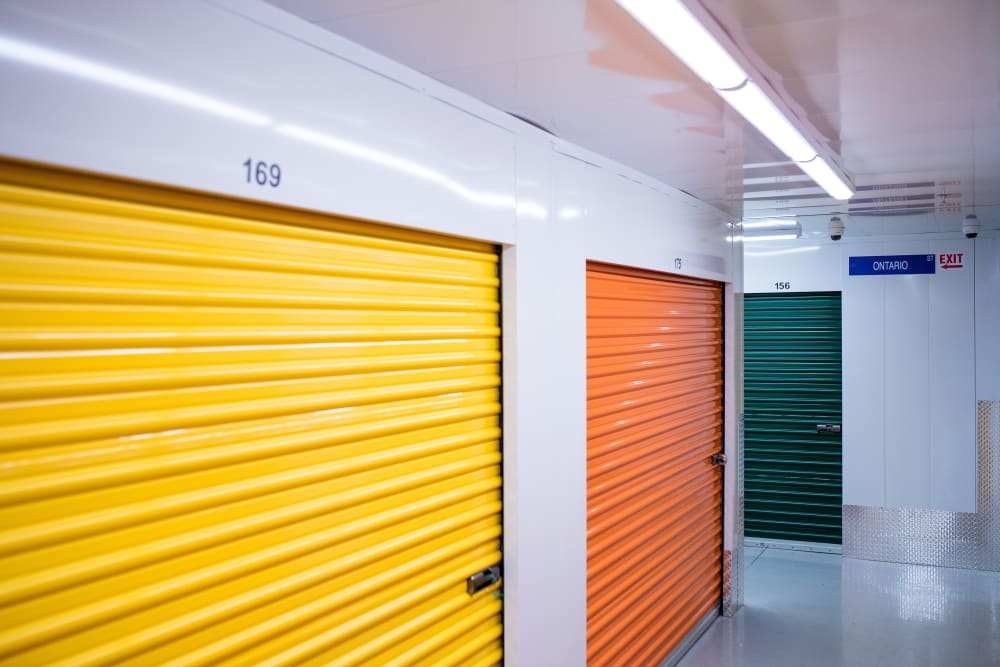 Self Storage Units Parkway Kitchener, ON | National Self ...