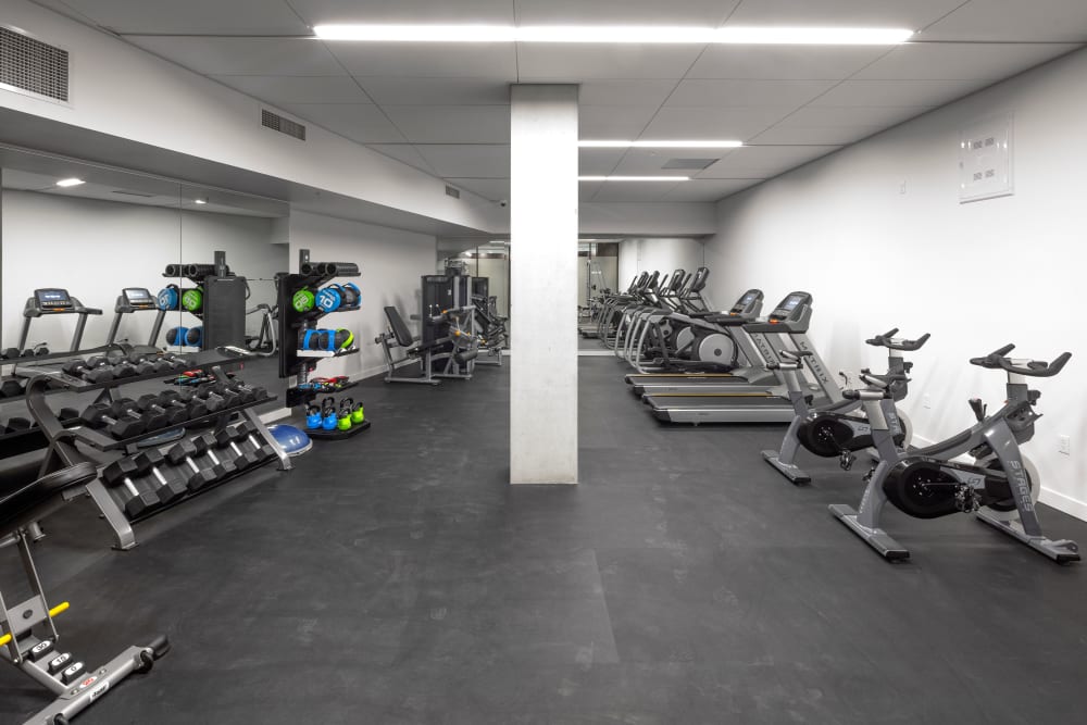 Well-equipped onsite fitness center at TwentyTwenty Apartments in Portland, Oregon