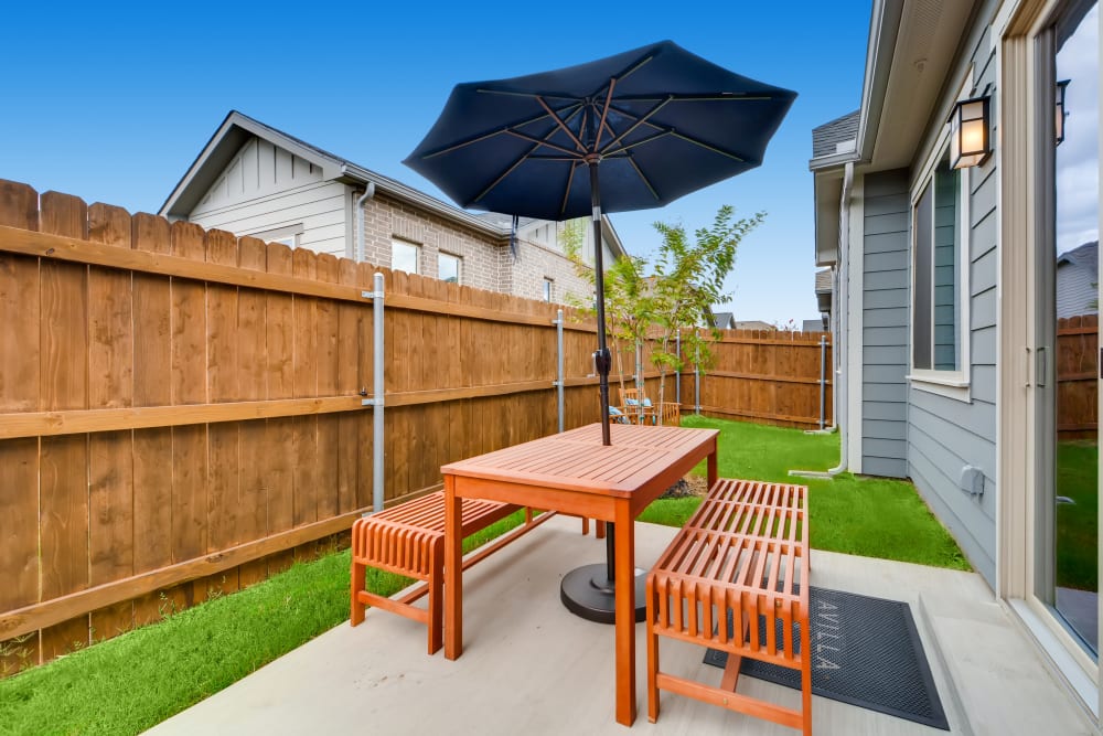 Apartments with a Private Patio in Grand Prairie, Texas