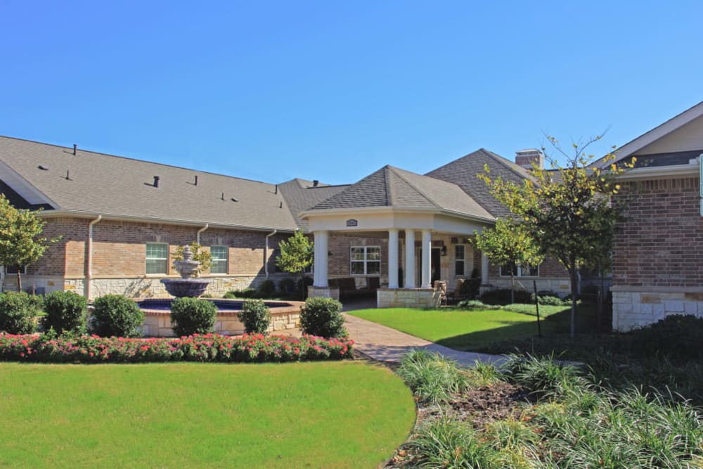 Photos of Oak Ridge Alzheimer's Special Care Center in Haltom City, TX