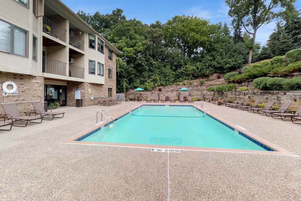 Resort-style, sparkling swimming pool at Vernon Oaks in Edina, Minnesota