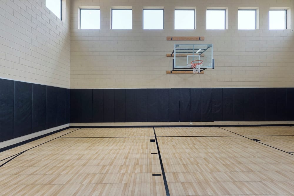 Oaks Riverchase offers an indoor basketball court in Coppell, Texas
