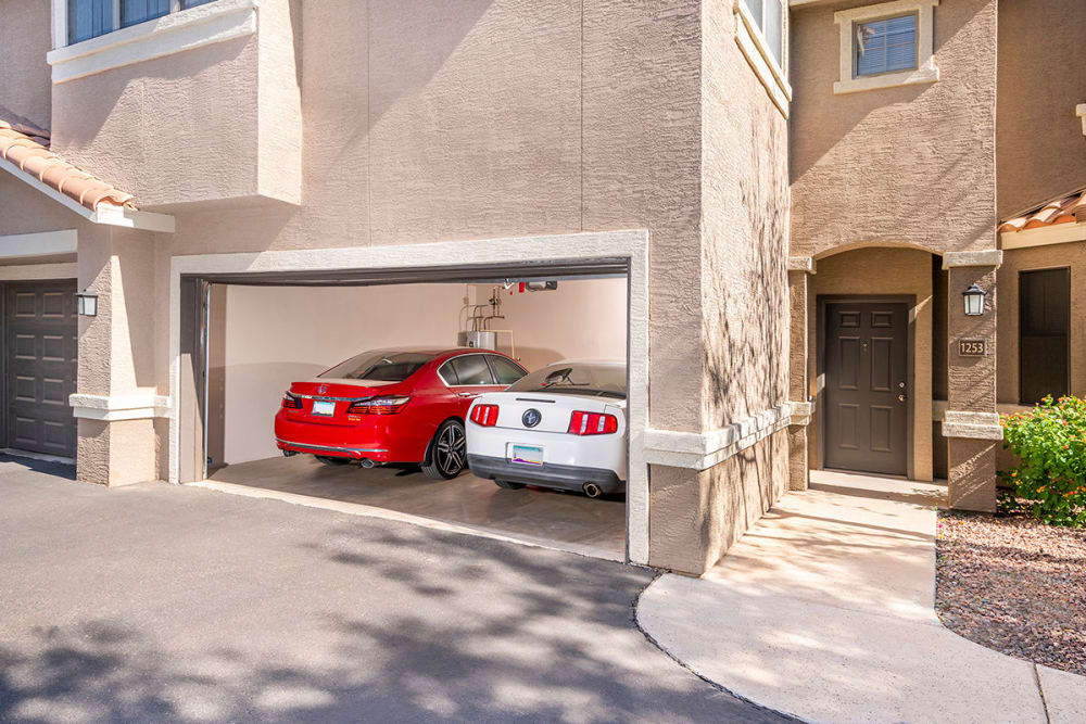 Attached two-car garage at Villas on Hampton Avenue
