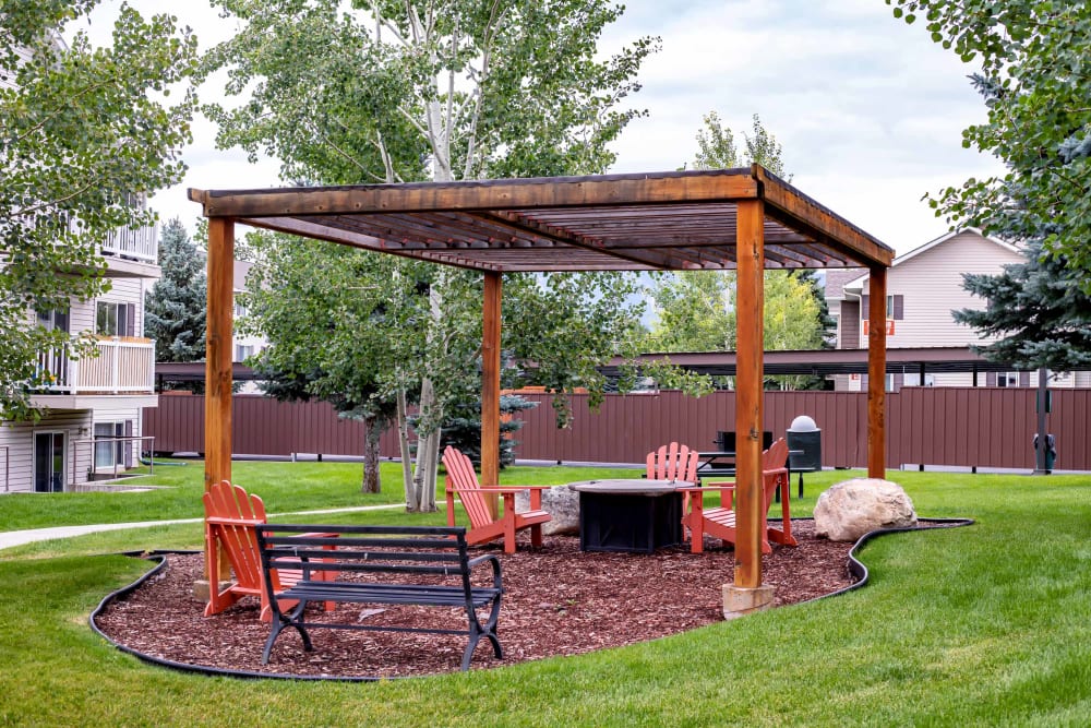 The community amenities here at Mountain View Apartments will delight you!