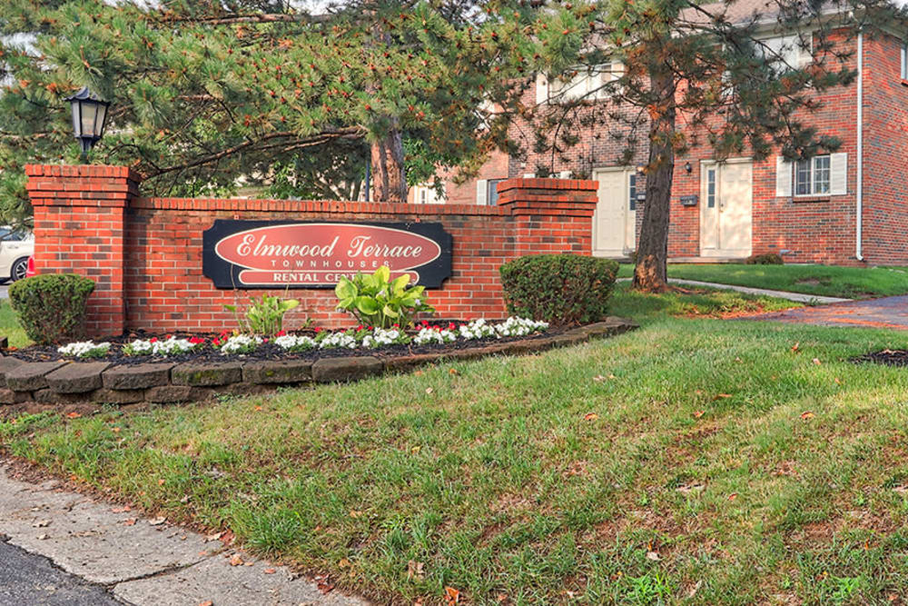 Sign to Elmwood Terrace Apartments & Townhomes in Rochester, New York