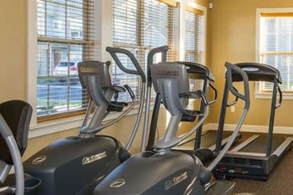 Fitness center at North Ponds Apartments & Townhomes in Webster, New York.