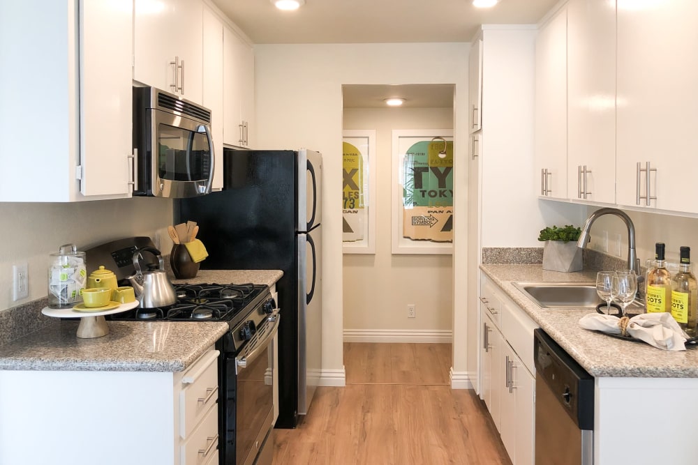 Kitchen amenities at Greendale Apartments in Mountain View, California