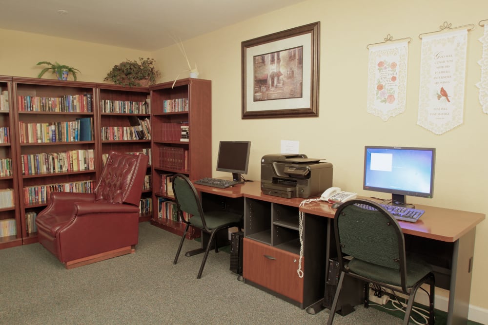 Reading and computer area at Spring Oaks in Brooksville, Florida