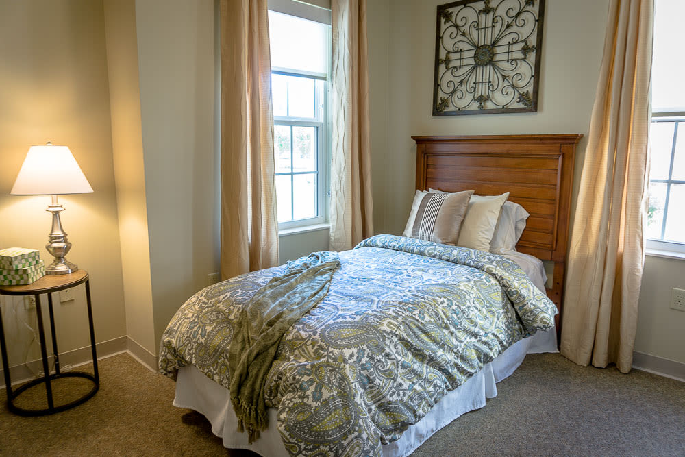 Feel at home in cozy bedroom floor plans at Gentry Park Orlando in Orlando, Florida