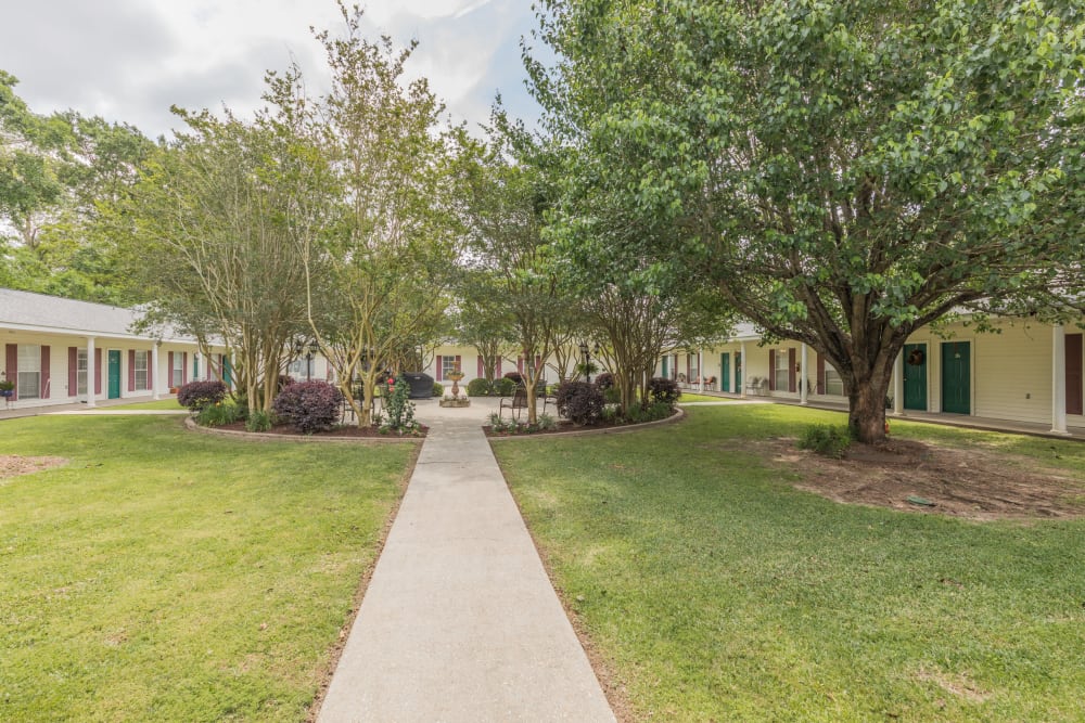 Path at Rosewood Assisted Living in Lafayette, Louisiana