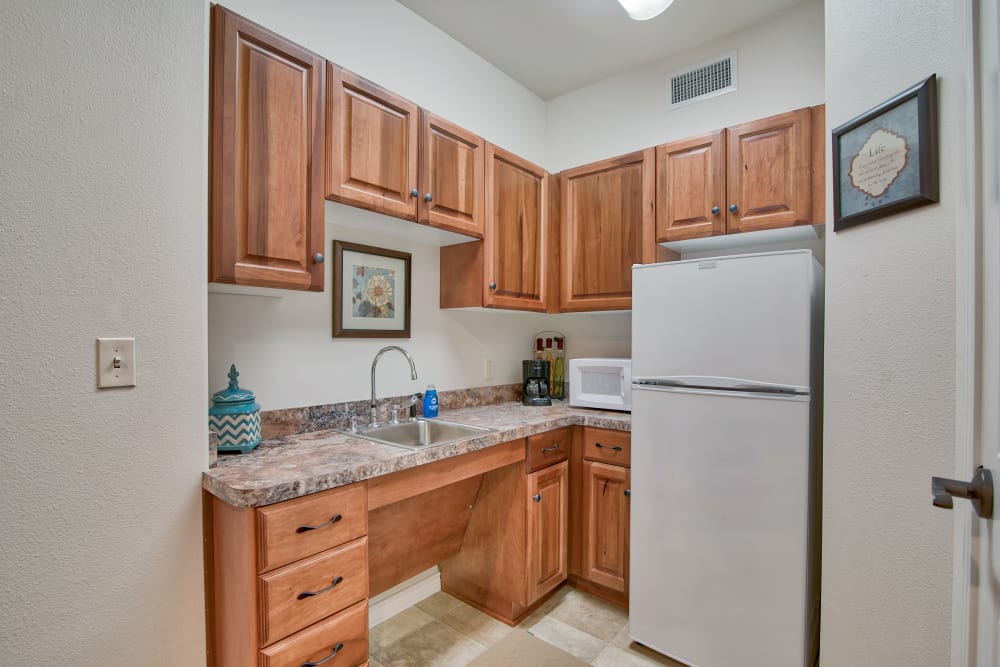 Full kitchens are offered at Pelican Bay in Beaumont, Texas