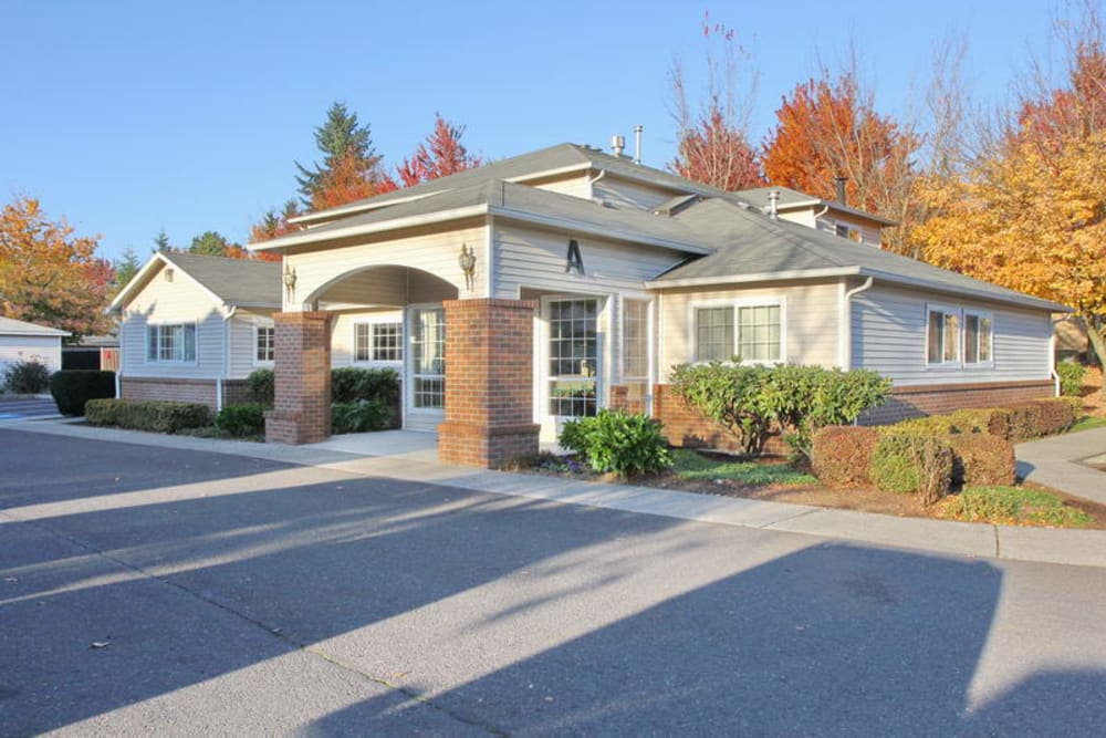 Exterior of Marketplace Apartments in Vancouver, Washington