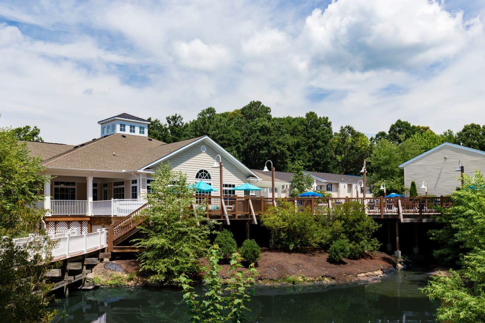 Beautiful exterior photo of Harbor Village Apartments in Richmond, Virginia