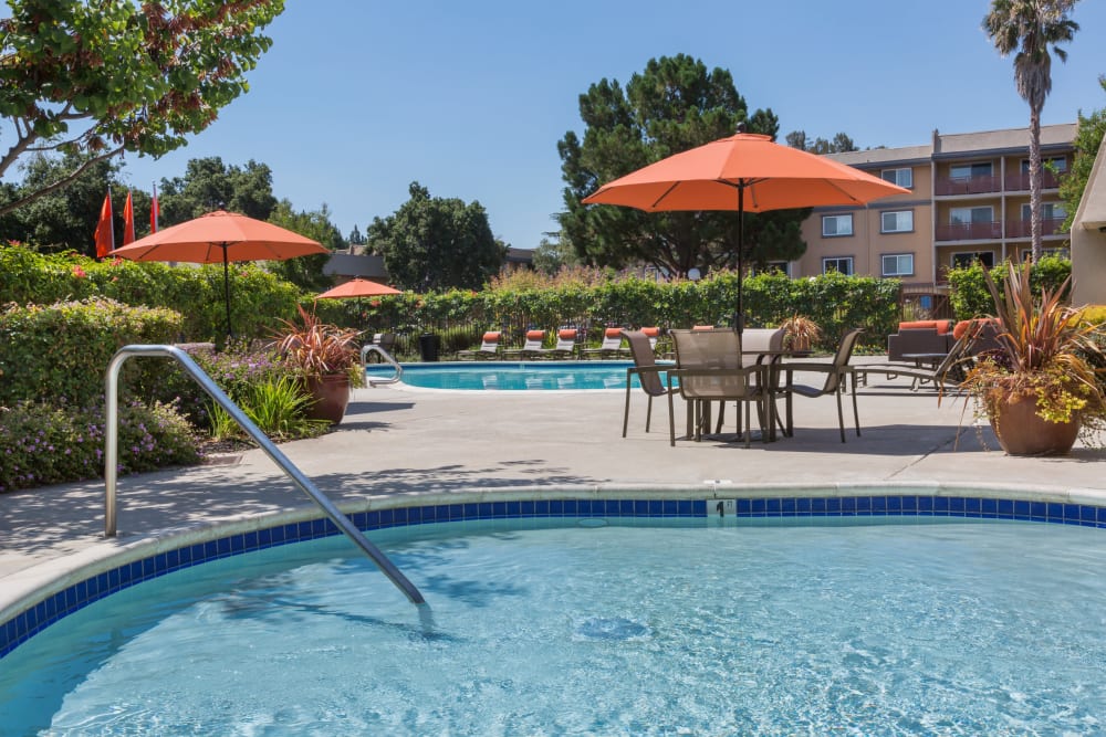 Children's wading pool at Waterstone Fremont in Fremont, California