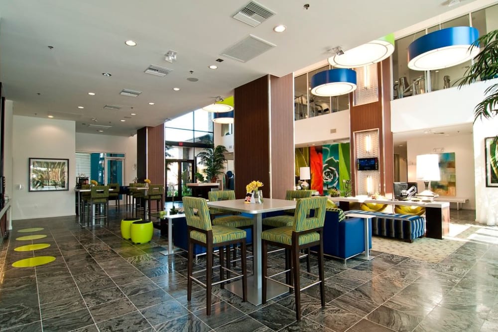 Community lounge with comfortable seating near Spectra on 7th South in Phoenix, Arizona