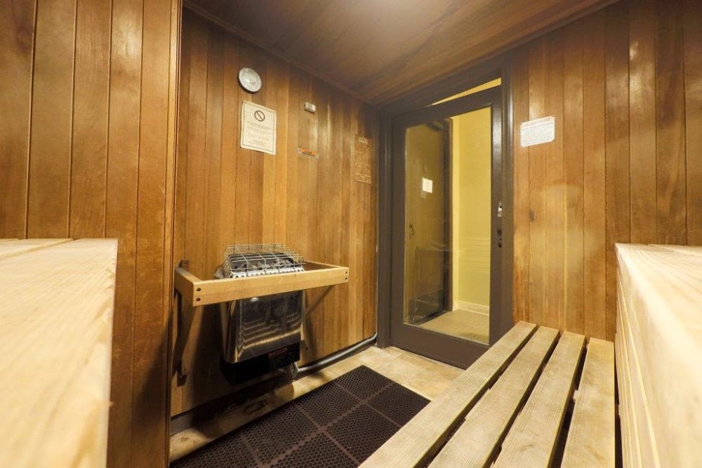 Dry sauna at Sofi Highlands in San Diego, California