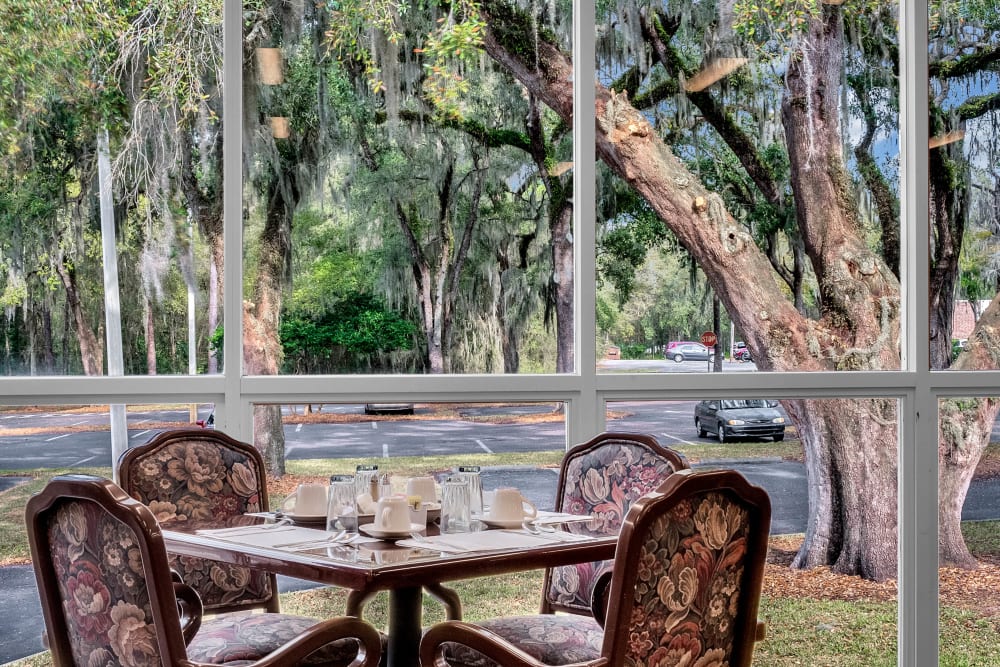Dining seating with a view at The Grande in Brooksville, Florida