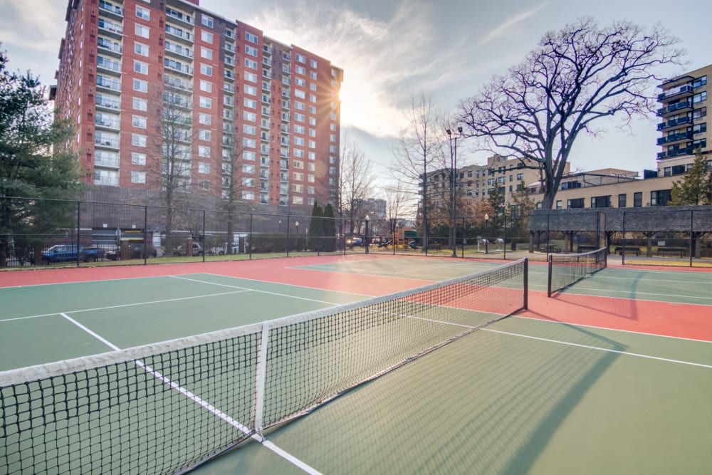 Outdoor tennis courts at Sofi at 50 Forest in Stamford, Connecticut