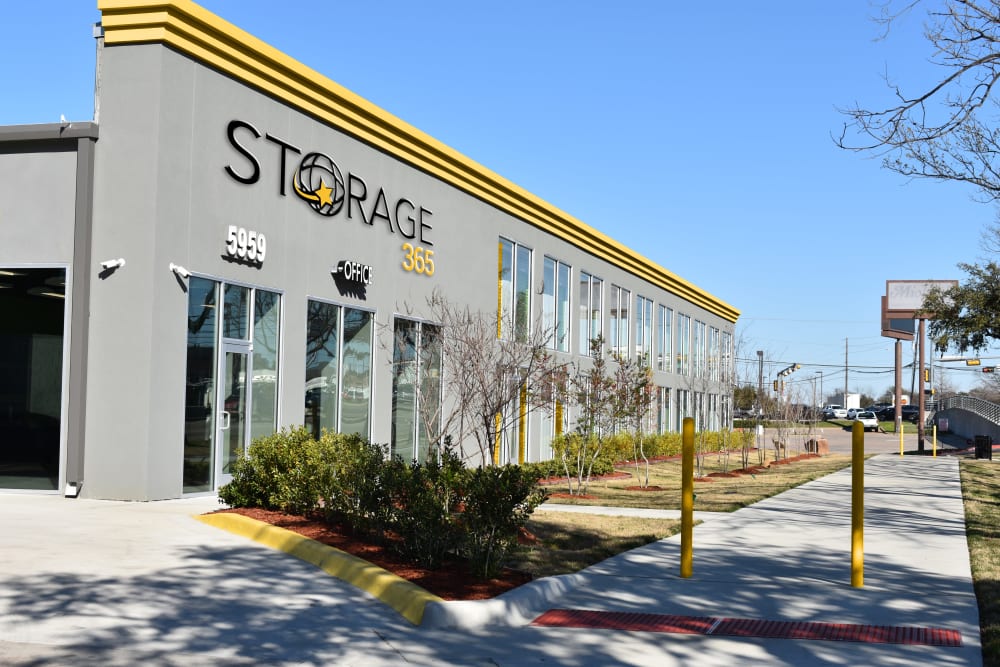 The leasing office at Storage 365 in Dallas, Texas