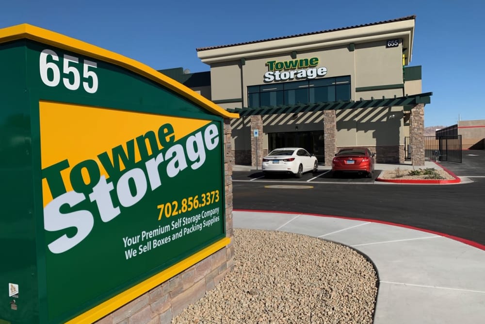 East Towne Storage Center Dandk Organizer