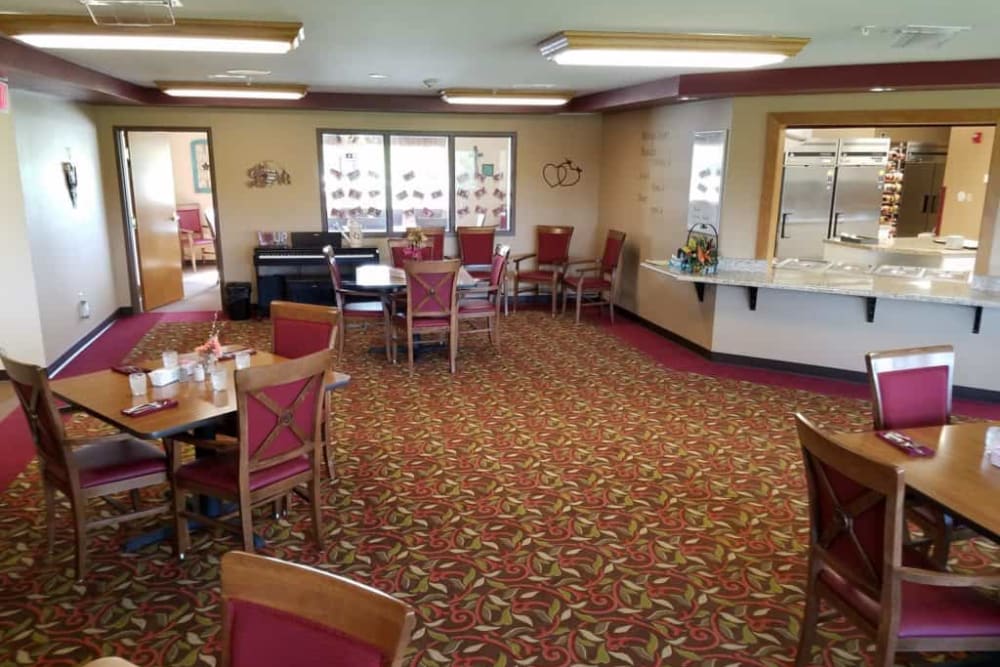 Spacious resident dining room at Manning Senior Living in Manning, Iowa.
