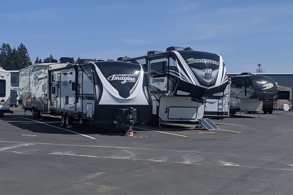 RV parking at Canby RV & Boat Storage in Canby, Oregon